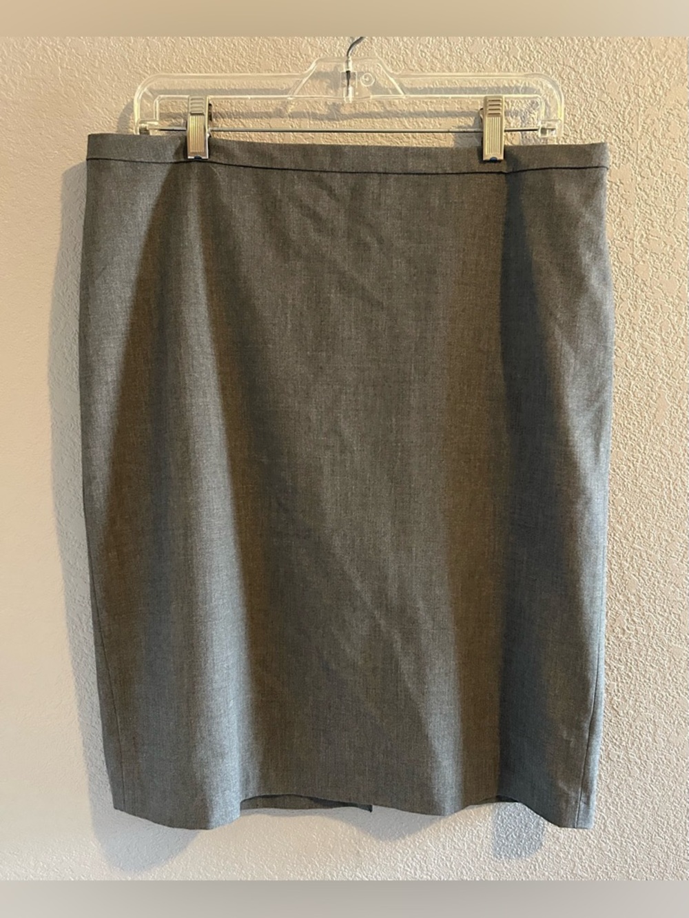 Old Navy Gray Pencil Skirt